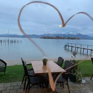 https://ferienhaus-la-dolce-vita-am-chiemsee.com-bavaria.com