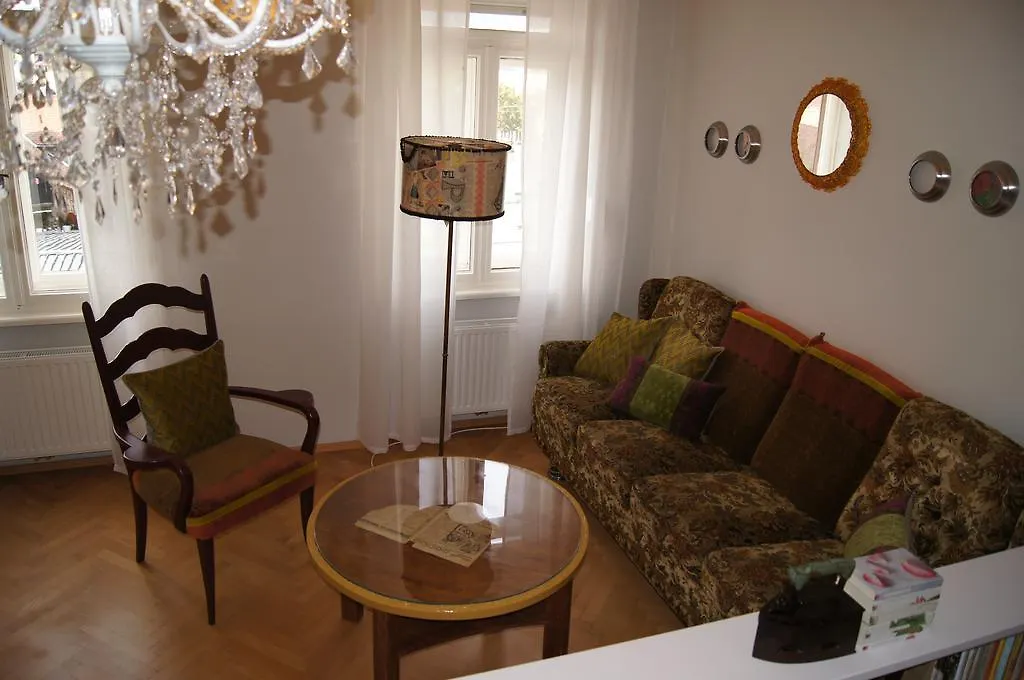 Apartment Altstadthaus Cityappartements Graz